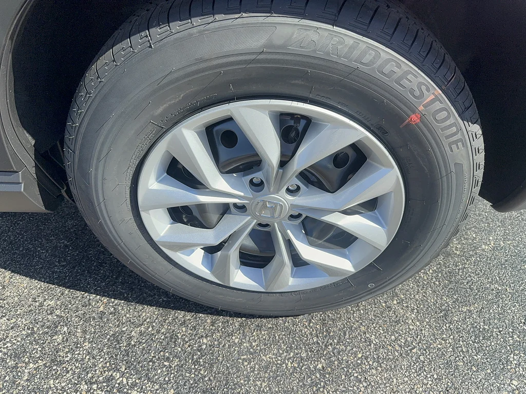 2027 Honda CR-V LX, photo 9 of 12
