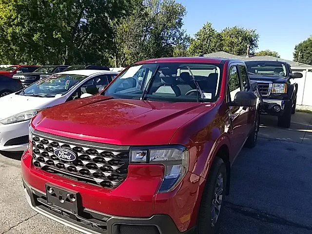 Used 2025 Red Ford XLT image 11
