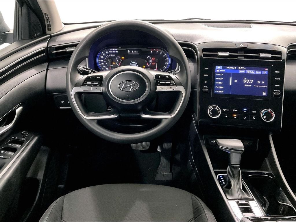 Used 2023 Amazon Gray Hyundai SEL image 17