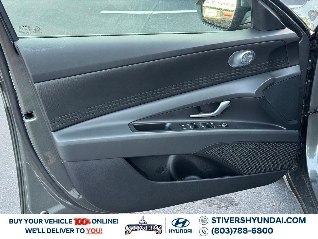 New 2026 Gray Hyundai SE image 22