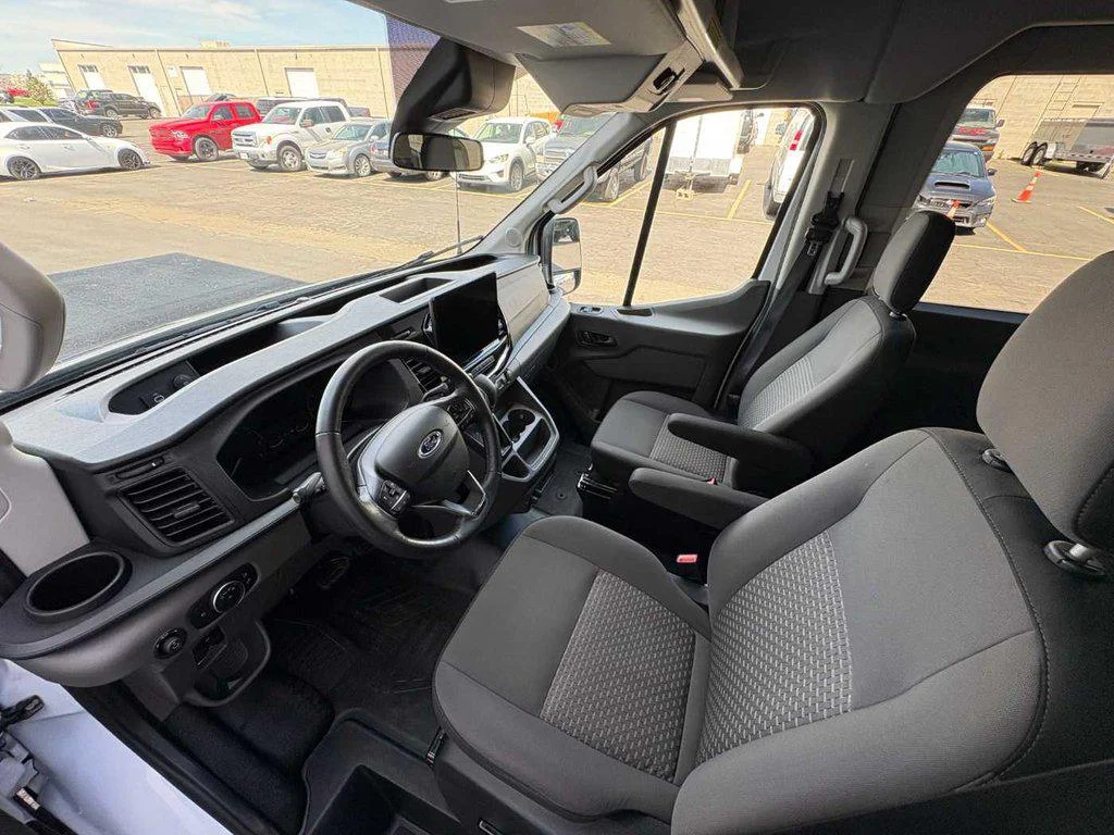 2025 Ford Transit Passenger Van XLT - Photo 20
