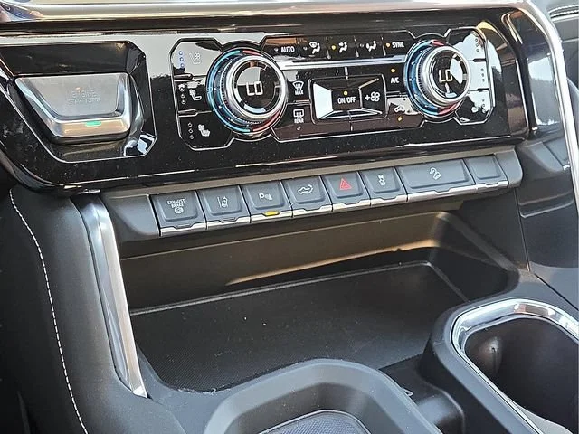 2026 GMC Sierra 2500HD Denali Ultimate - Photo 18