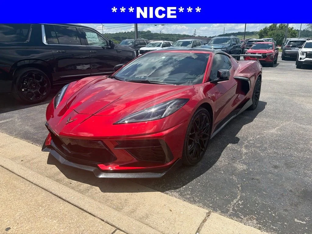 Used 2022 Red Mist Metallic Tintcoat Chevrolet 2LT image 1