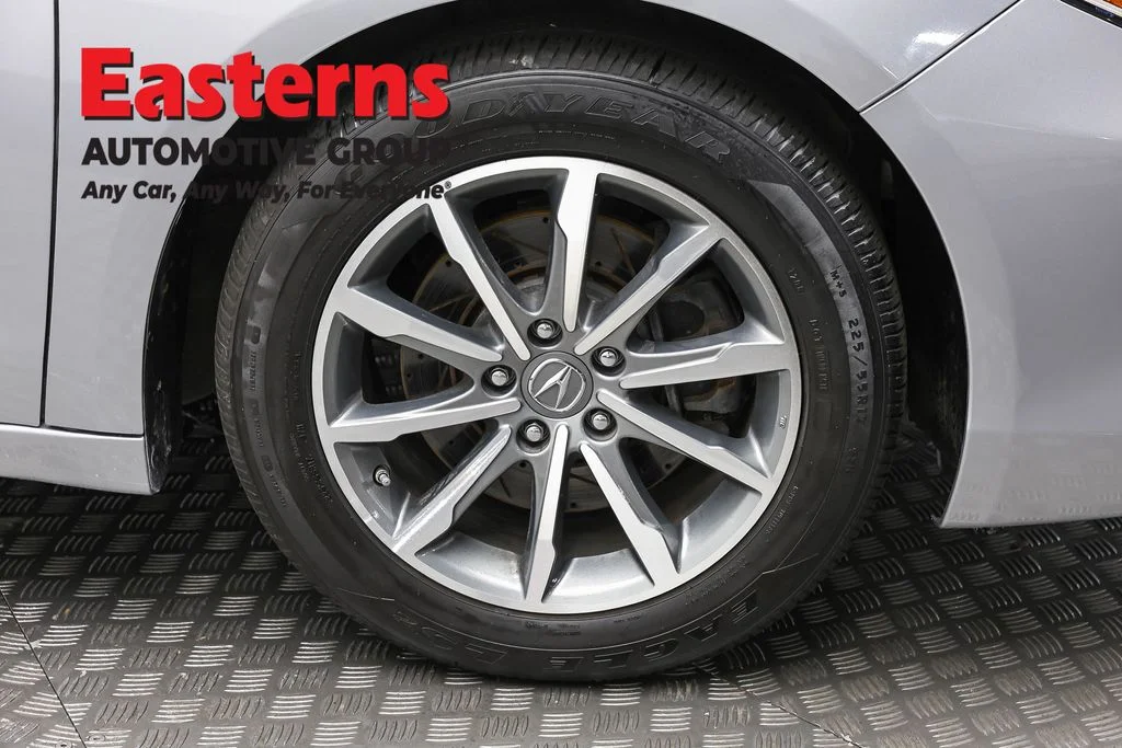 Used 2020 Silver Acura 2.4L image 31