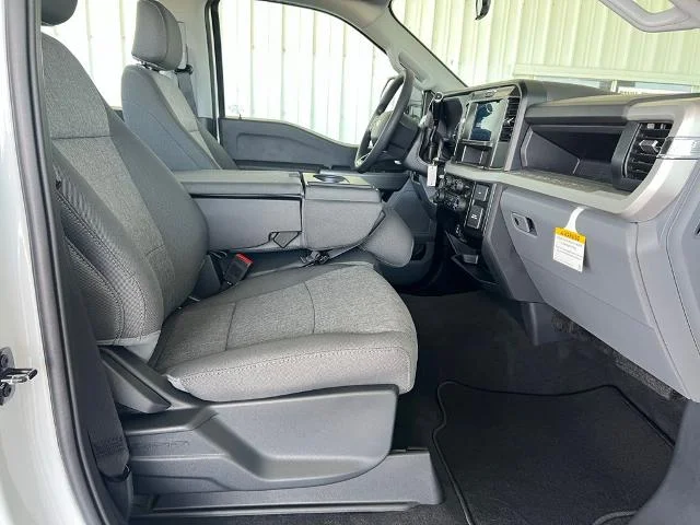 New 2026 Oxford White Ford F-250® XL image 50