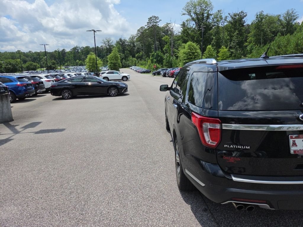 Used 2018 Shadow Black Ford Platinum image 7