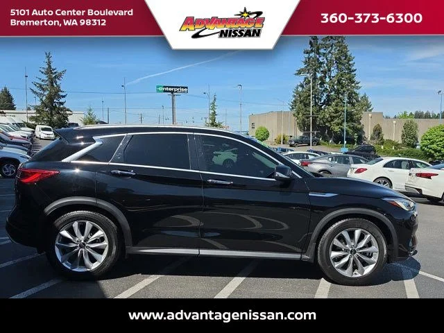 Used 2021 Black Obsidian INFINITI LUXE image 6