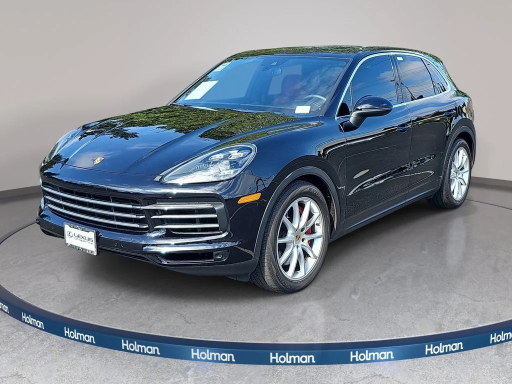 2022 Porsche Cayenne -'s photo