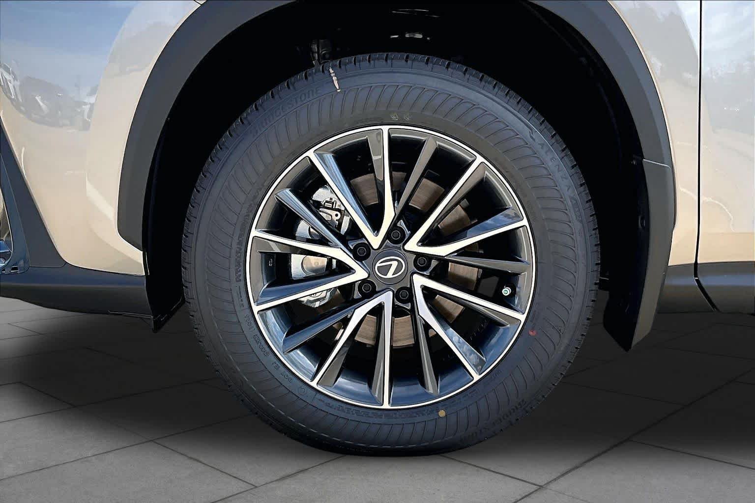 New 2026 Atomic Silver Lexus PREMIUM image 11