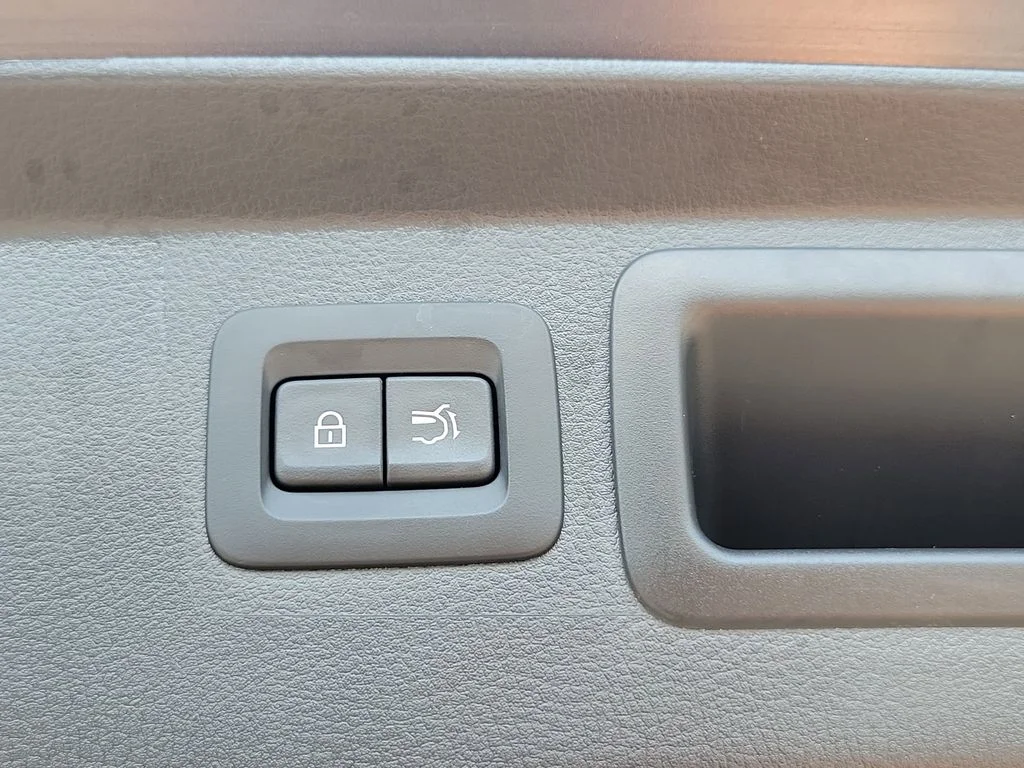 Certified Used 2025 Gray Metallic Mazda Premium Plus image 25