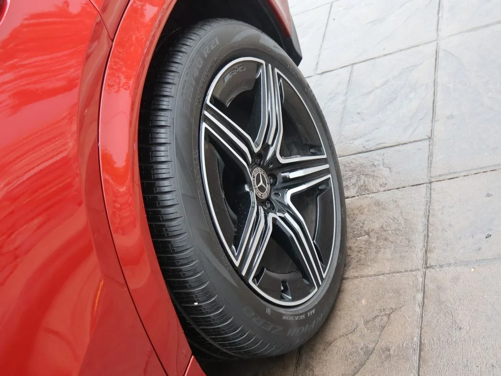 Used 2025 MANUFAKTUR Cardinal Red Mercedes-Benz GLE 450 image 41