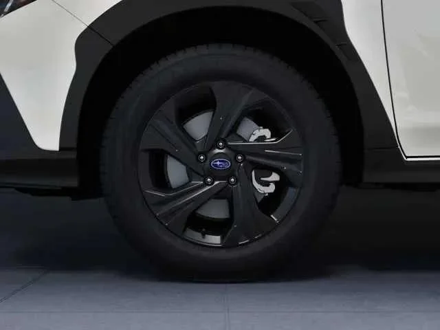 New 2026 CRYSTAL WHITE PEARL Subaru Base image 9