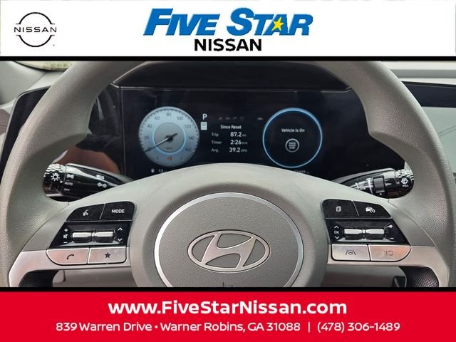 Used 2024 Black Hyundai SEL image 22