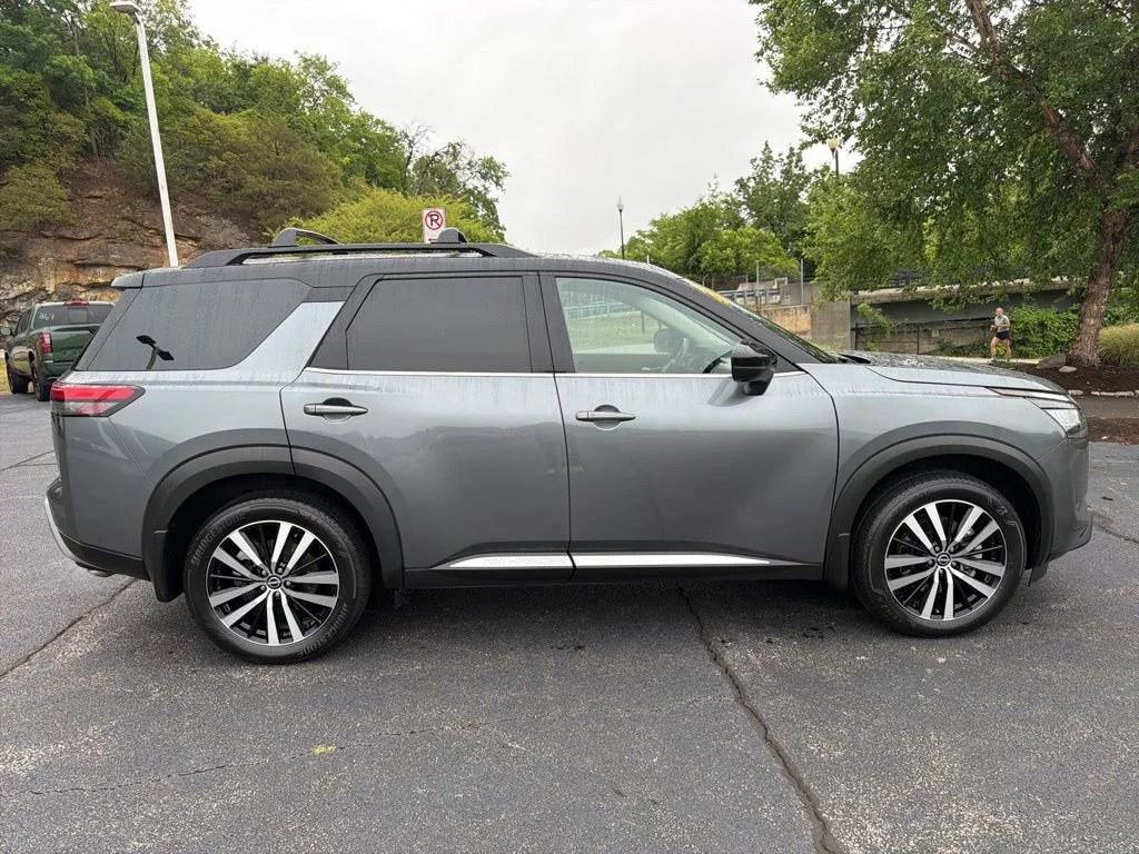 Used 2024 Gun Metallic Nissan Platinum image 6