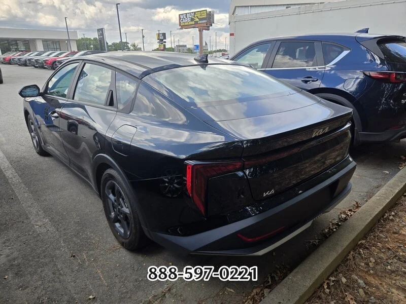 Used 2025 Aurora Black KIA LXS image 2