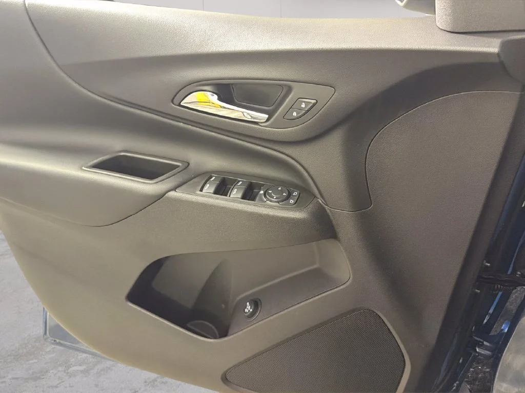 2024 Chevrolet Equinox LT - Photo 24