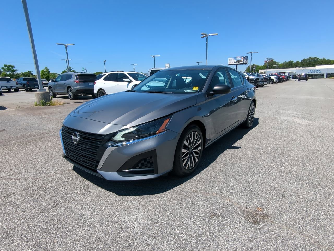 2025 Nissan Altima SV - Photo 7