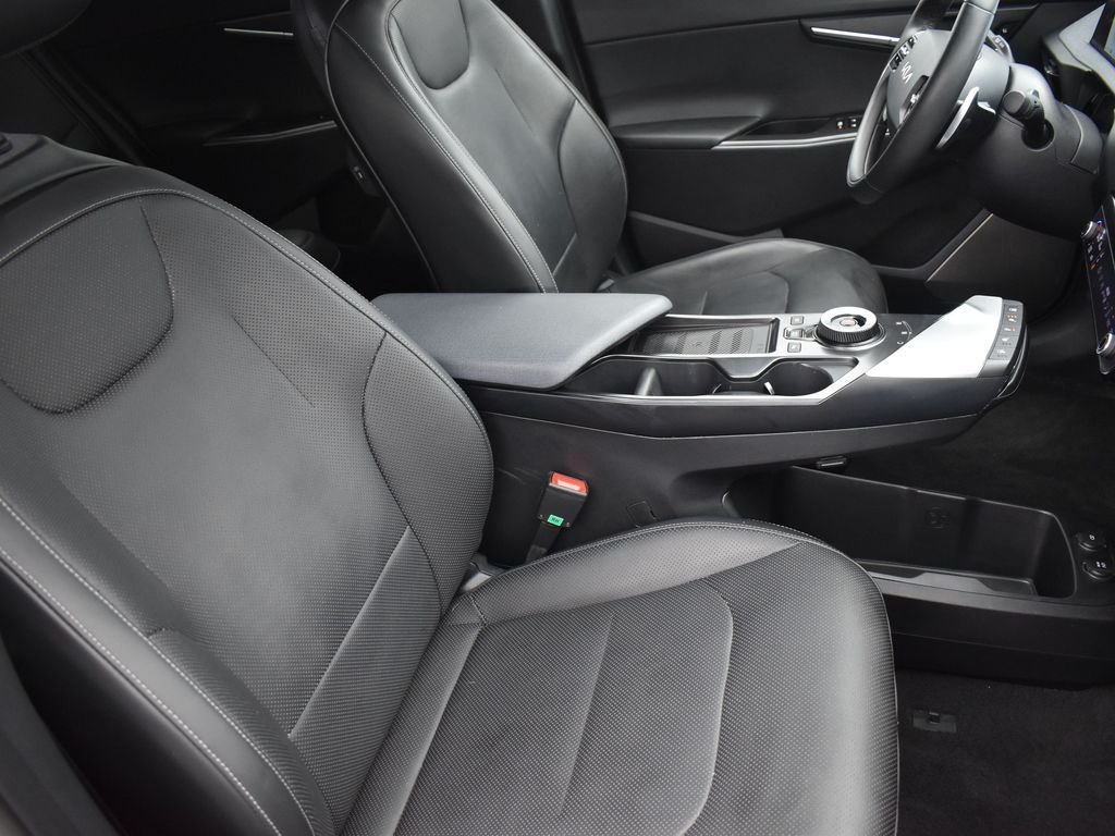 2022 KIA EV6 - Image 29