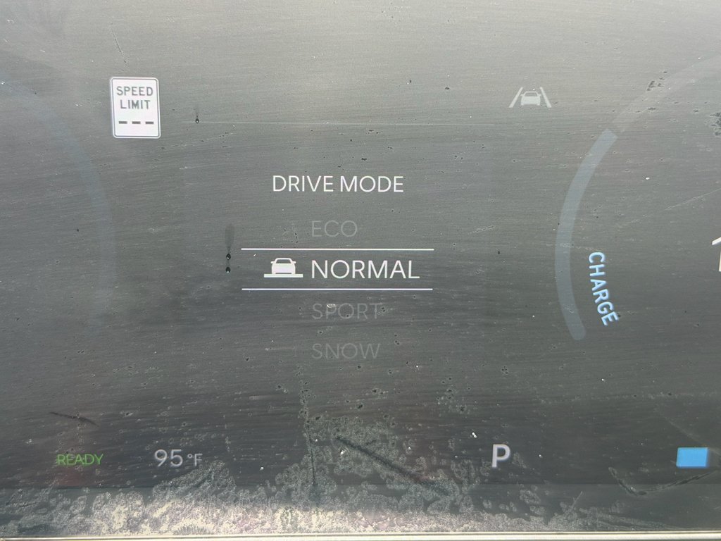 Used 2024 Meta Blue Pearl Hyundai Electric Limited image 26