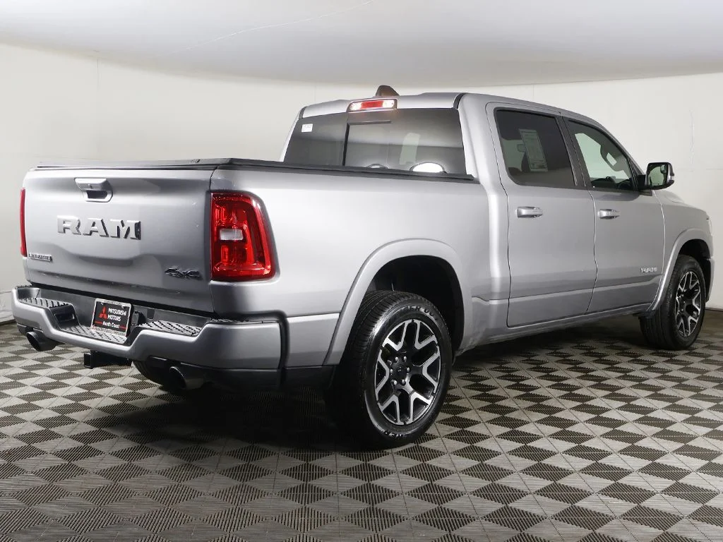 Used 2025 Silver Ram Laramie image 12