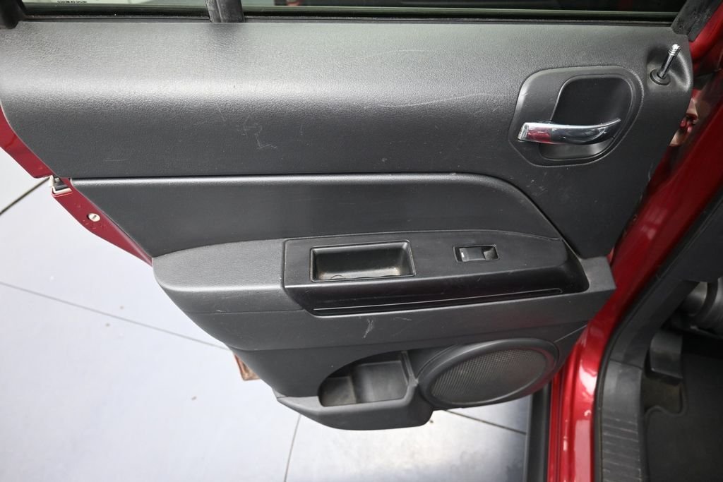 Used 2014 Deep Cherry Red Crystal Pearlcoat Jeep Latitude image 22