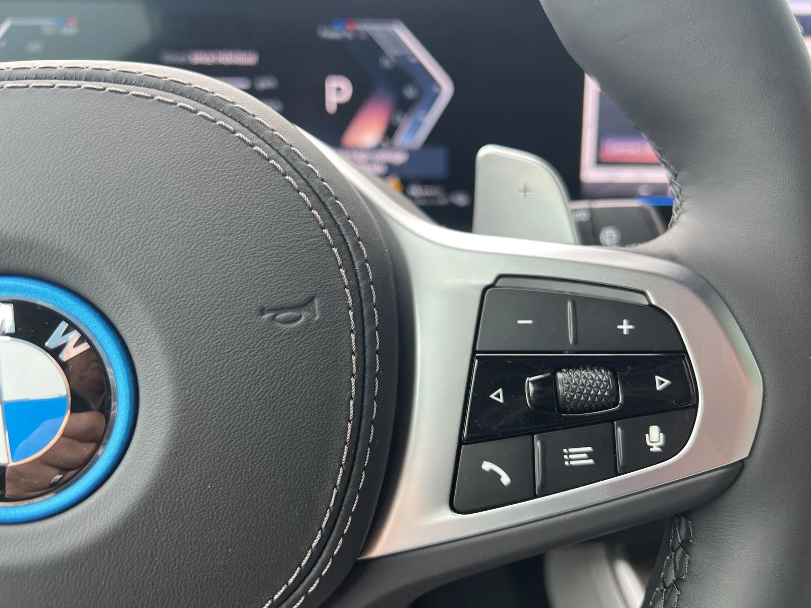 New 2026 Brooklyn Grey Metallic BMW xDrive50e image 19