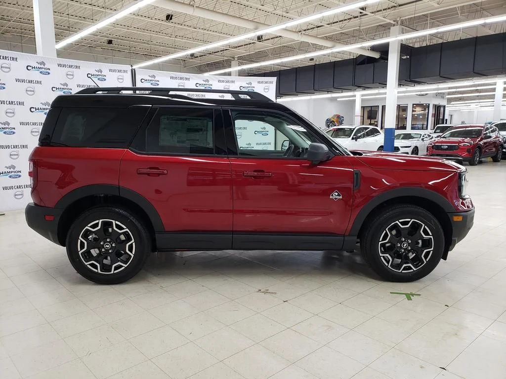 New 2025 Ruby Red Metallic Tinted Clearcoat Ford Outer Banks® image 5