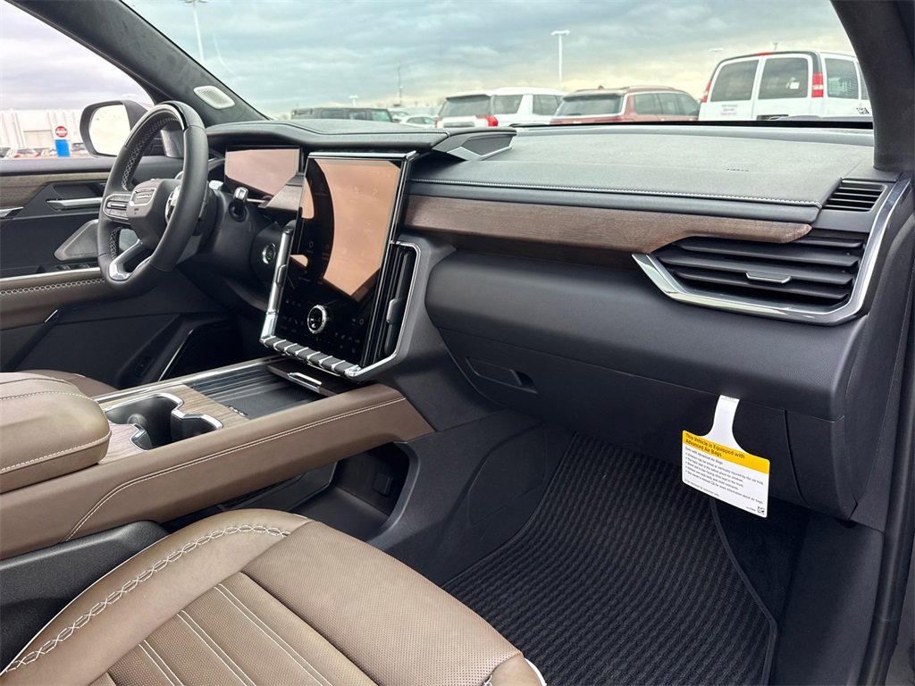 2026 GMC ACADIA - Image 38