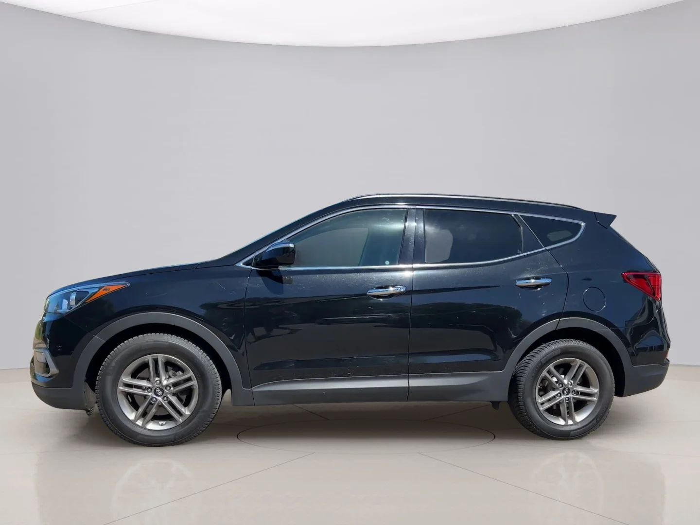 Used 2017 Black Hyundai SPORT image 3