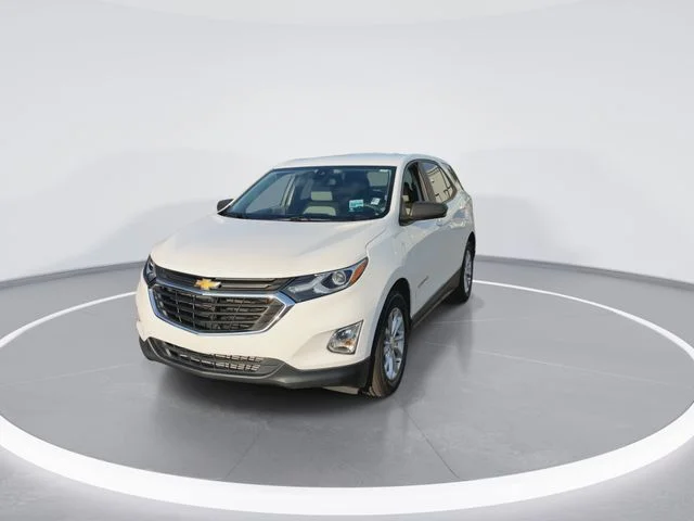 Used 2021 White Chevrolet LS image 4