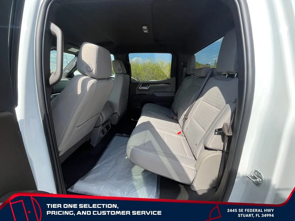 New 2026 Summit White GMC SLE image 11