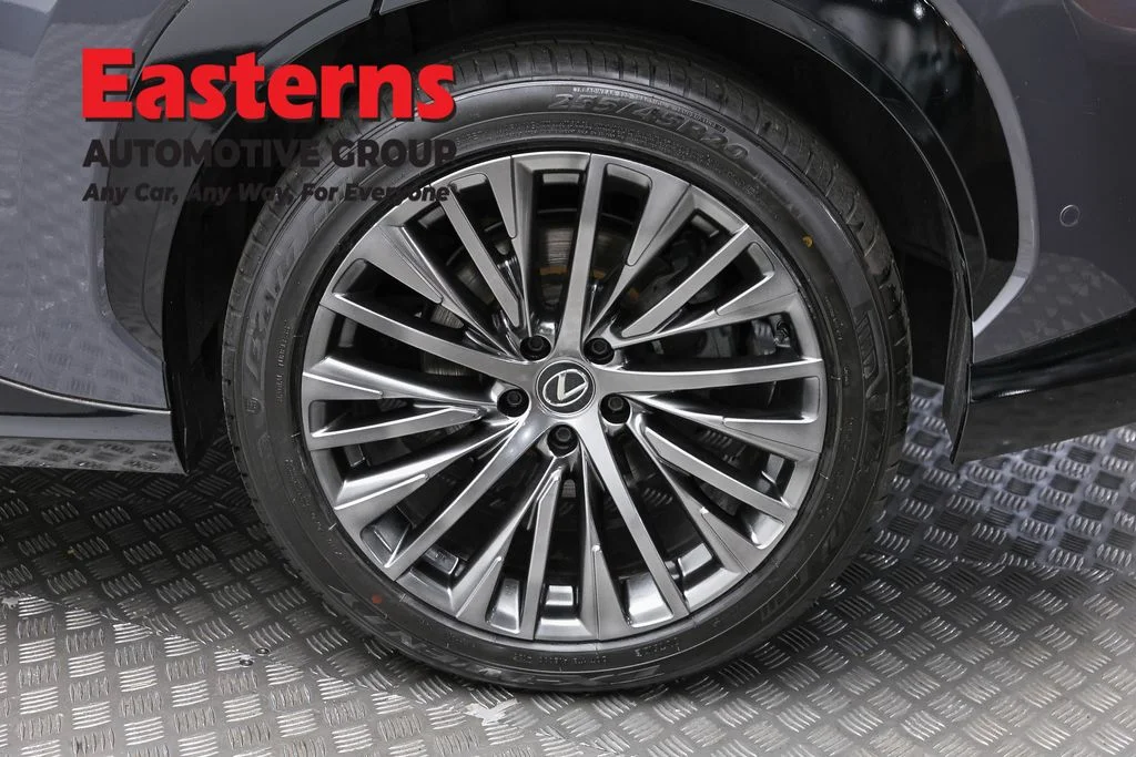 Used 2023 Gray Lexus 450e Luxury image 8