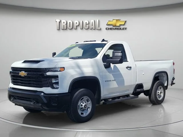 New 2025 Summit White Chevrolet WT image 1