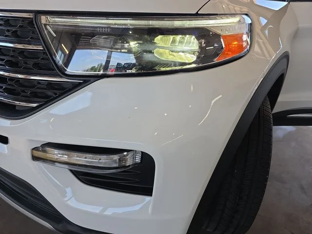 Used 2024 White Metallic Ford XLT image 30
