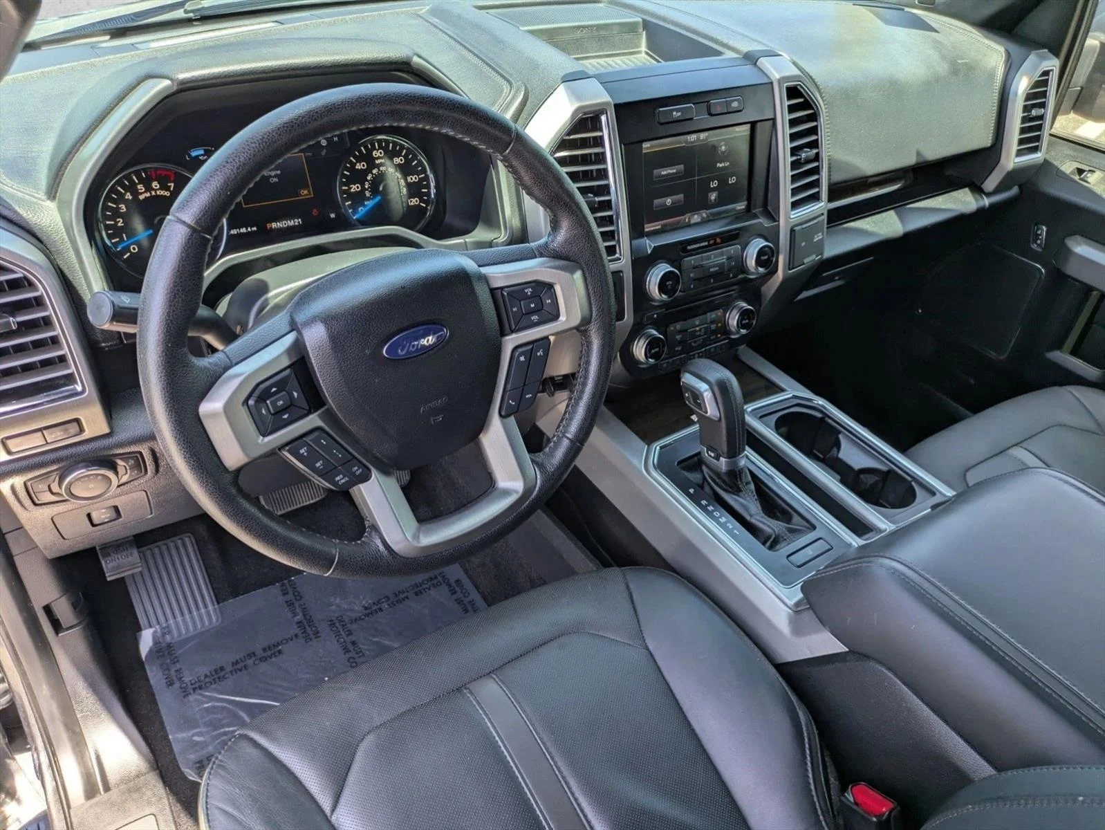 Used 2015 Magnetic Metallic Ford Platinum image 10