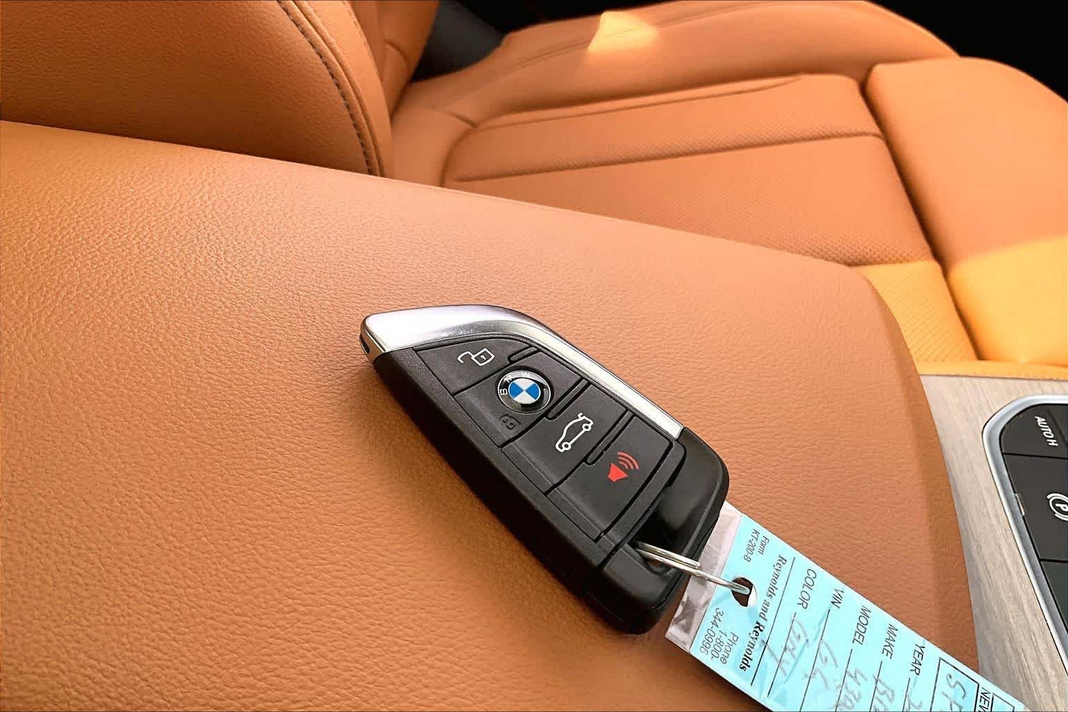 Used 2025 Skyscraper Grey Metallic BMW 430i image 14