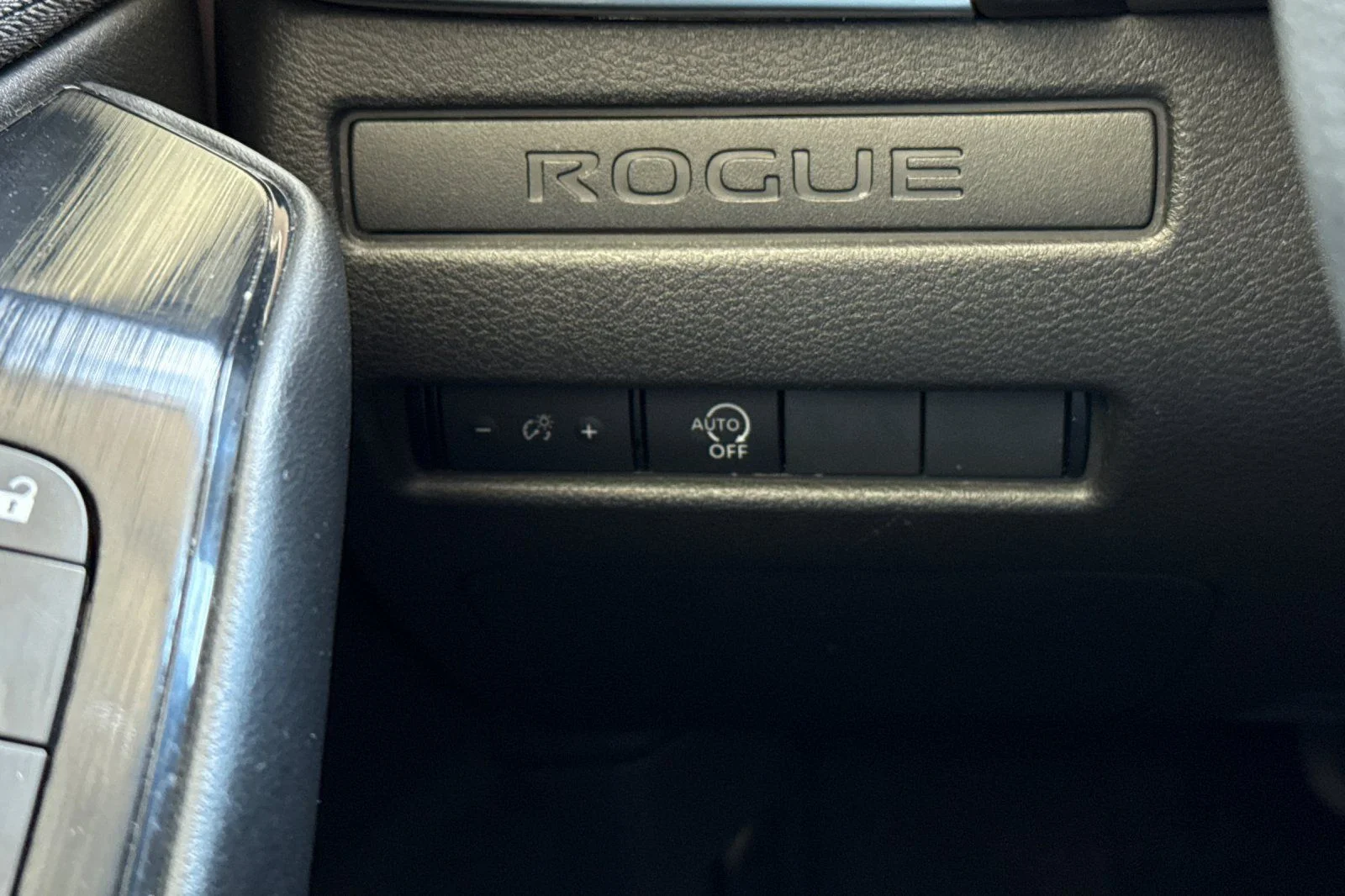 2023 Nissan Rogue S - Photo 34