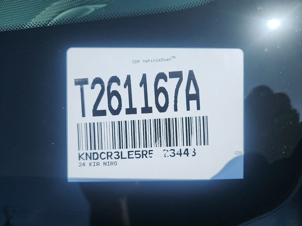 Used 2024 Black Kia EX image 4