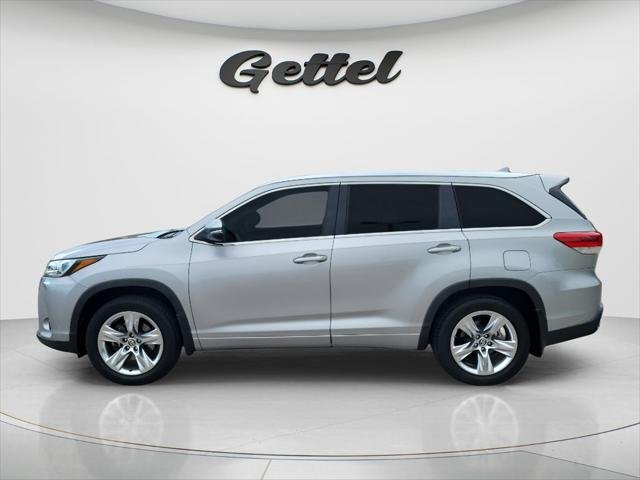 Certified Used 2019 CELESTIAL SILVER METALLIC Toyota  image 8