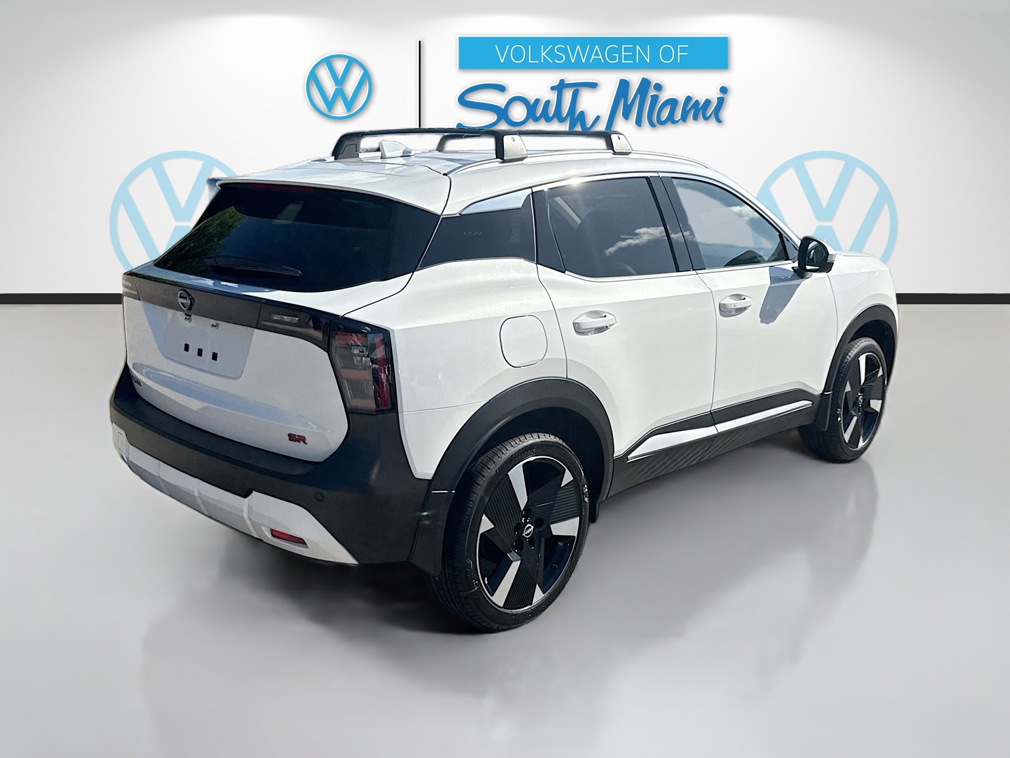 Used 2025 Aspen White Tricoat Nissan SR image 7