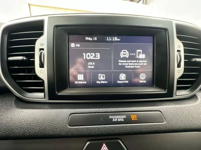 Used 2017 White Kia EX image 13