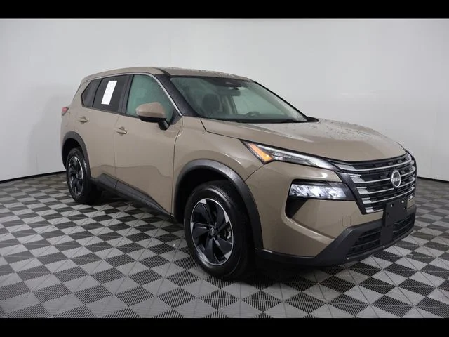 Used 2025 Beige/tan Nissan SV image 7
