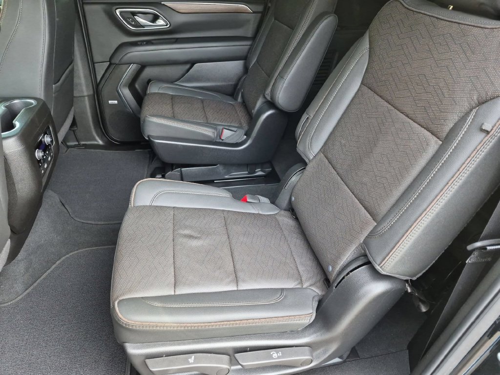 Used 2024 Black Chevrolet High Country image 20