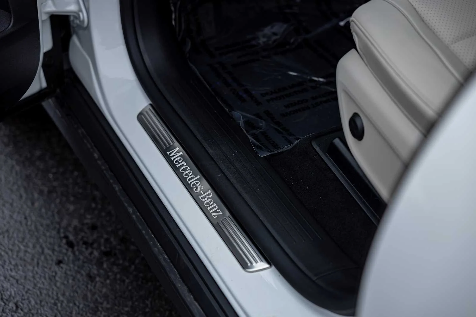 New 2026 Polar White Mercedes-Benz GLS 450 image 12