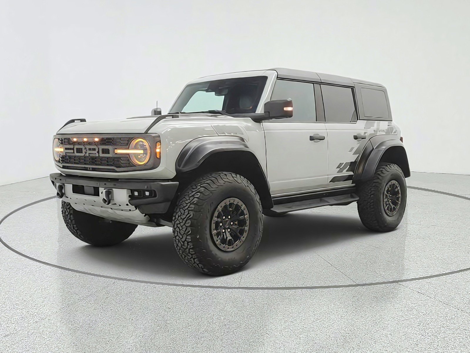 Used 2022 Cactus Gray Ford Raptor 4 Door Advanced 4x4 image 1
