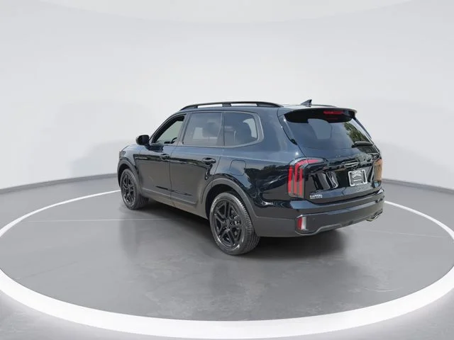 Used 2025 Black Kia EX X-Line image 7