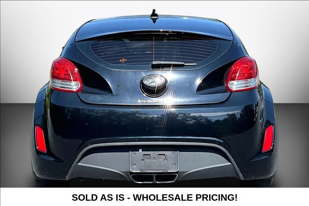 Used 2012 Black Hyundai Base image 5
