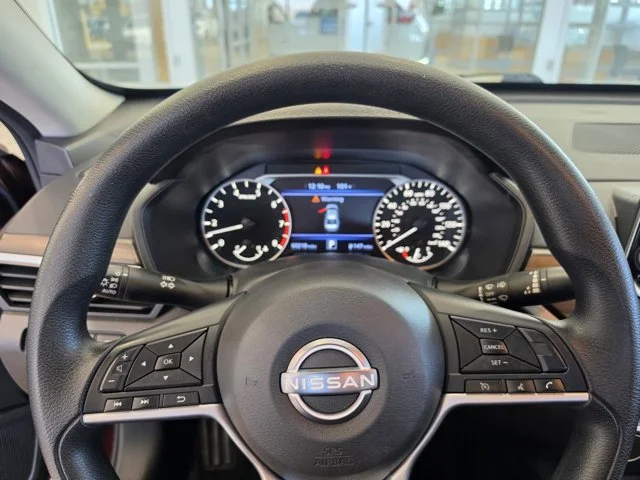Used 2024 Red Nissan 2.5 SV image 10