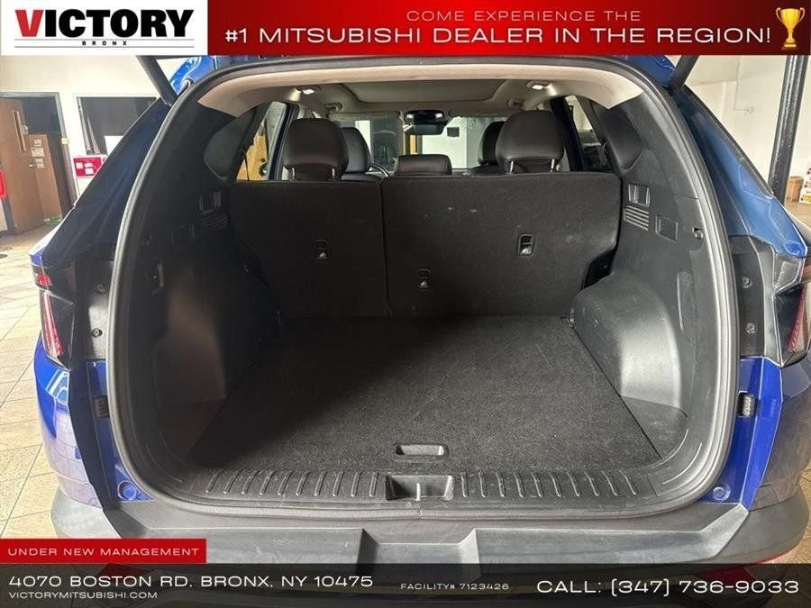 Used 2023 Blue Hyundai Limited image 25