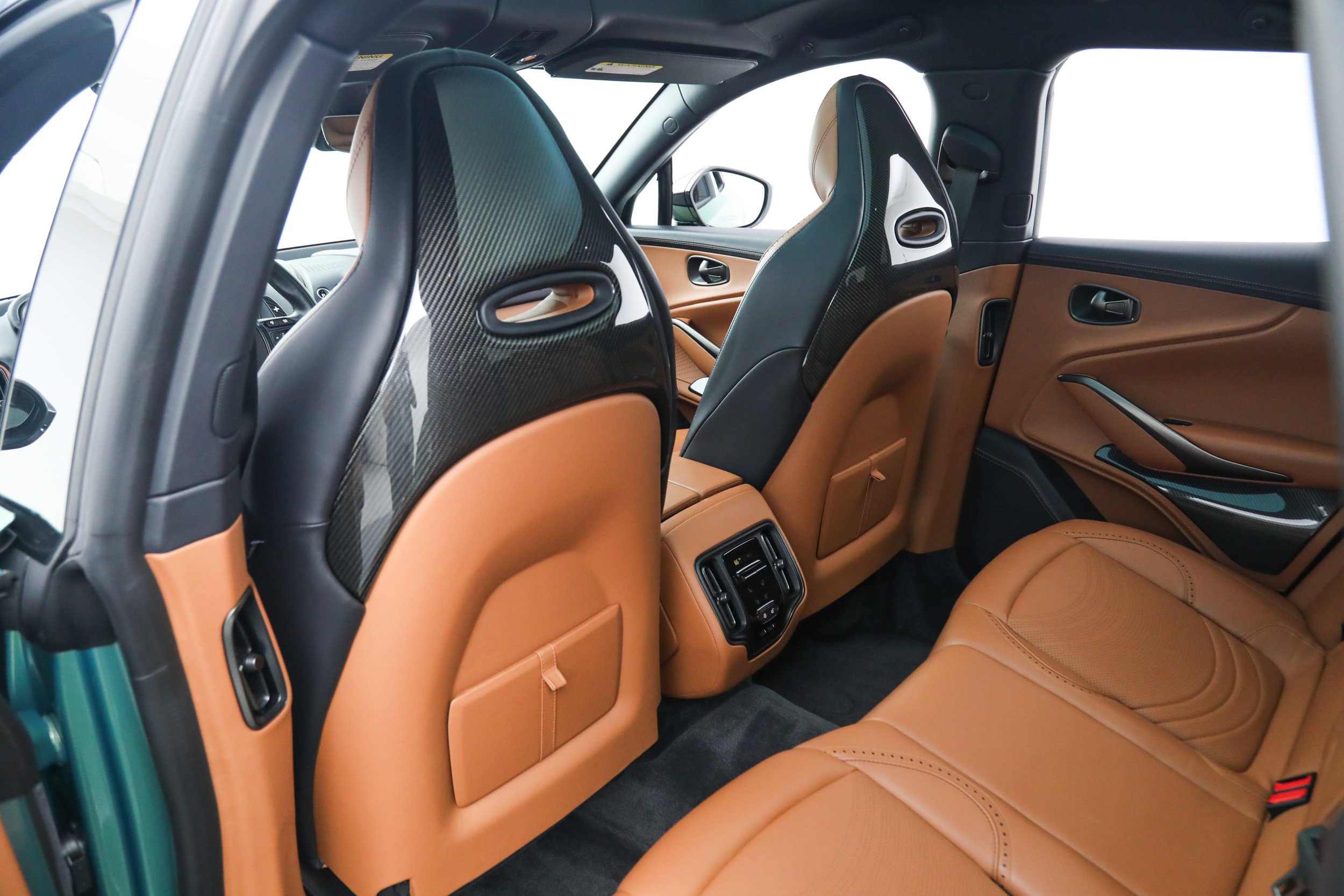 Used 2023 Green Aston Martin 707 image 33